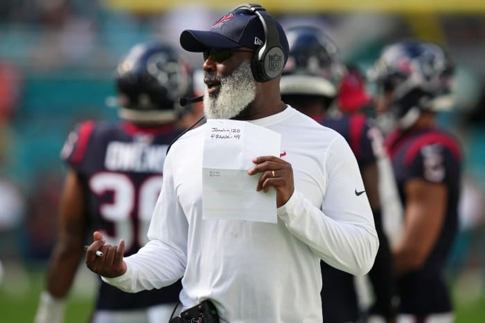 NFL Week 12 grades from across the league 22 Will Texans make Lovie Smith a one-and-done, too?