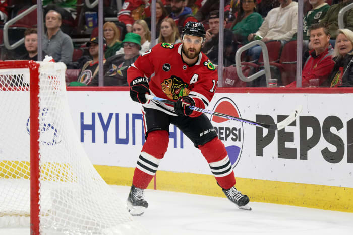 Chicago Blackhawks: Nick Foligno