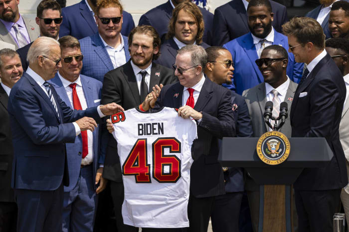 Tampa Bay Buccaneers: the Glazers  (.473)