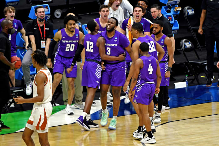 March 20th: Abilene Christian sneaks past Texas