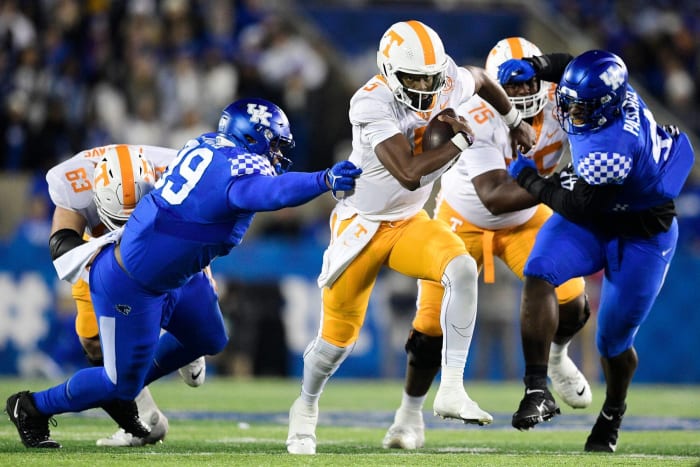 No. 19 Kentucky (5-2, 2-2 in SEC) at No. 3 Tennessee (7-0, 3-0 in SEC), 7 p.m., Saturday, ESPN