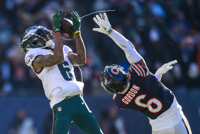 Bears cornerbacks endure boom-or-bust day