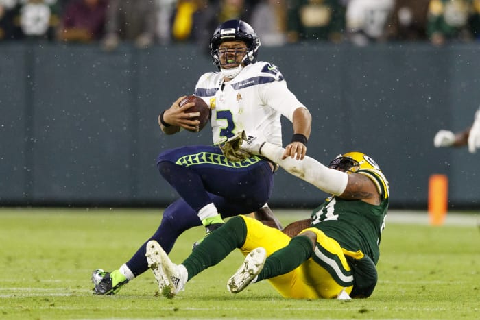 Wilson-Rodgers showdown does not materialize