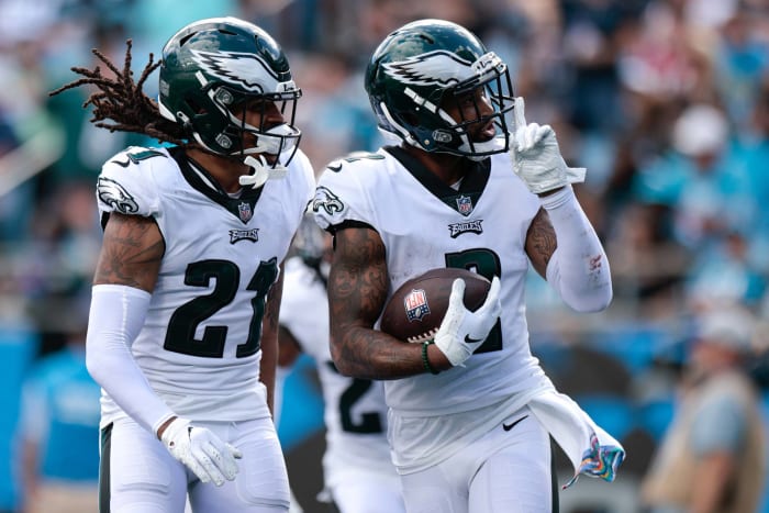 Darius Slay lives up to contract