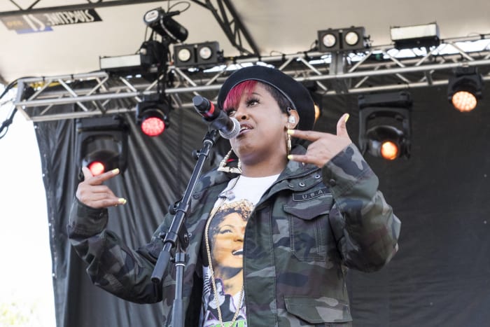 Let's give it up for the ladies