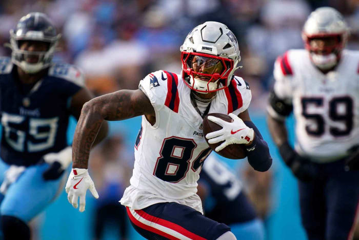 Patriots re-sign Kendrick Bourne