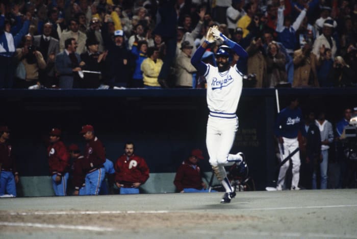 221 Kansas City Royals Willie Wilson Photos & High Res Pictures - Getty  Images