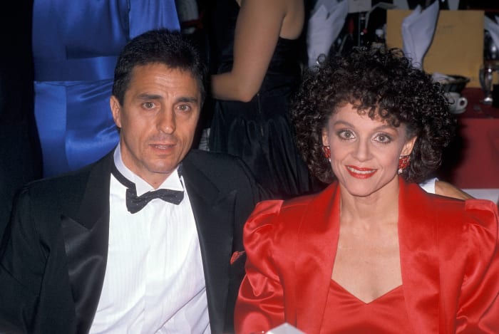 Valerie Harper, Fred Savage, Army Archerd, and Barbara Mandrell