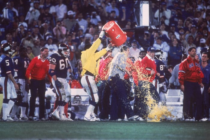 Super Bowl XXI: The taste of victory is sweet — literally — for Bill Parcells