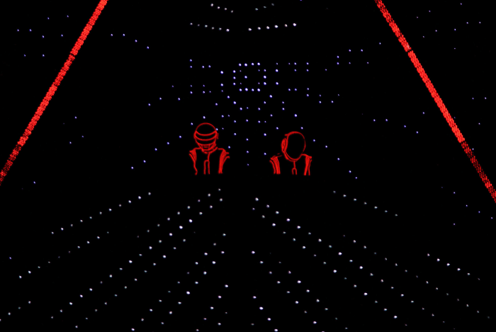 "Crescendolls" (2001)