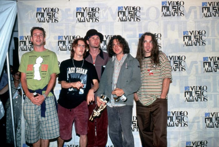 Pearl Jam – “Jeremy”