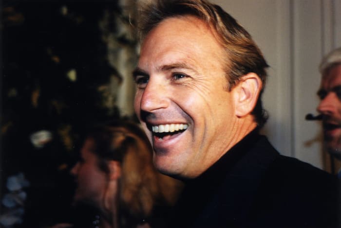 Ringside Fan - "Play It to the Bone" (1999)