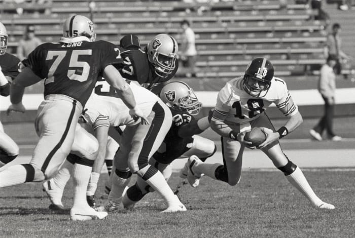 Las Vegas/Los Angeles Raiders: Long, Townsend hit ground running