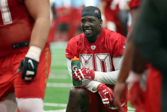 Best: Buccaneers trade for Jason Pierre-Paul