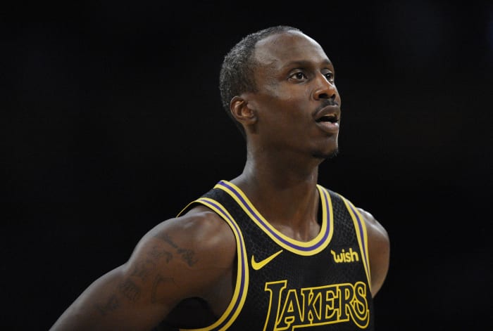 Andre Ingram walks on with Los Angeles Lakers