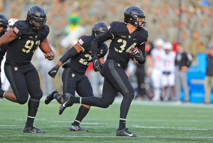 Armed Forces Bowl: Army (8-3) vs. Missouri (6-6), at Fort Worth, Texas, Dec. 22