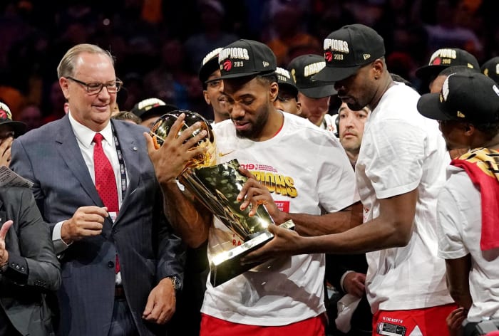 The Raptors win the NBA title, Kawhi signs with the Clippers