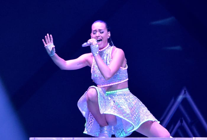 Katy Perry – “Firework”