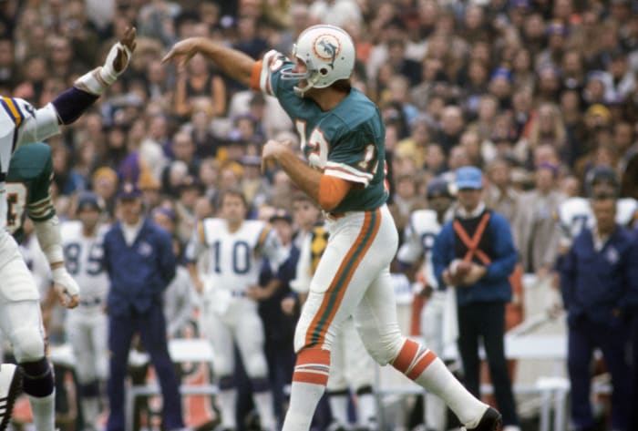 Super Bowl VIII: Bob Griese, Miami Dolphins, and Fran Tarkenton, Minnesota Vikings