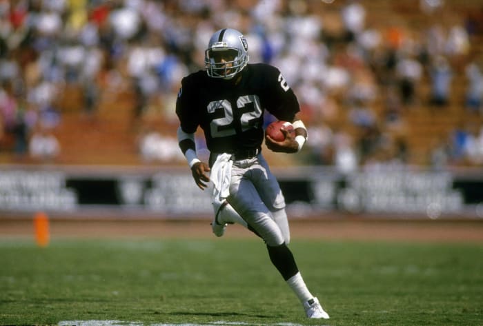 Mike Haynes, defensive back