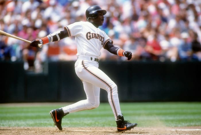 1992: Barry Bonds comes home to San Francisco