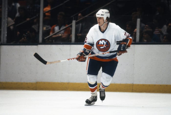 1982: Game 1 -- New York Islanders 6, Vancouver 5 (OT)