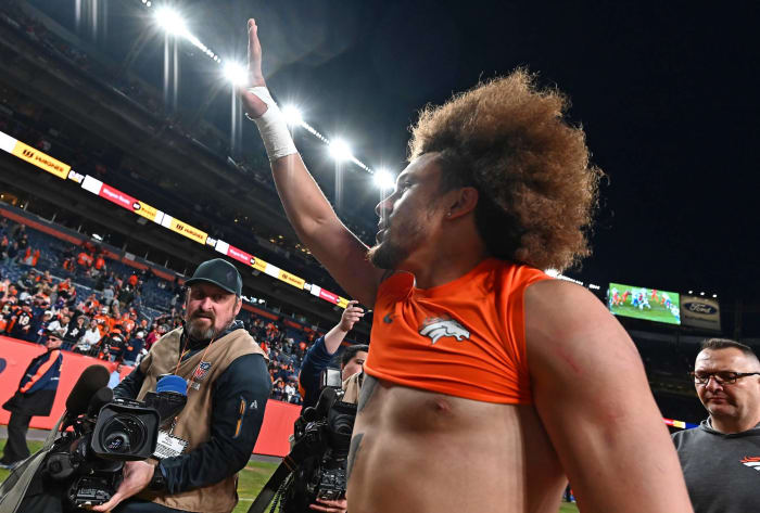 DENVER 27, DETROIT 17