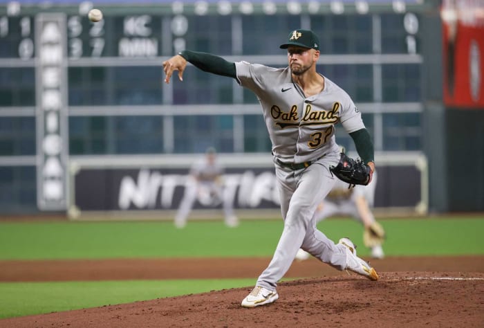 Kyle Wright demonstrates his evolving mechanics and pitch usage after  21-win season 