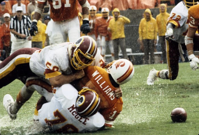 1982: Tony McGee, Washington