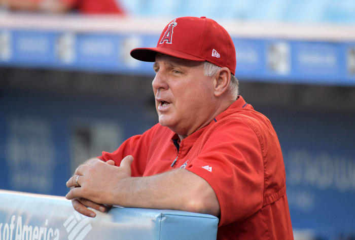 Mike Scioscia, Los Angeles Angels (19)