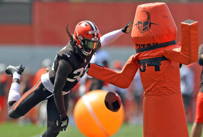 Jugadores famosos de la NFL que podrían ser cancelados después del campamento de entrenamiento 6 Ronnie Harrison, S, marrones