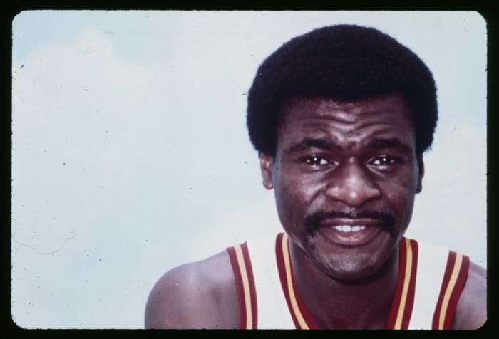 Connecticut: Calvin Murphy