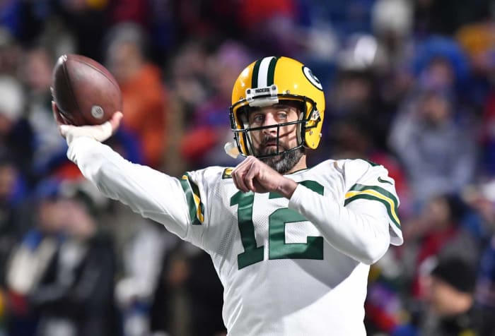 Green Bay Packers: +7500
