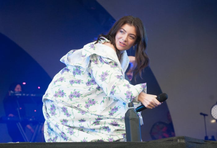 Lorde — "Solar Power" (2021)