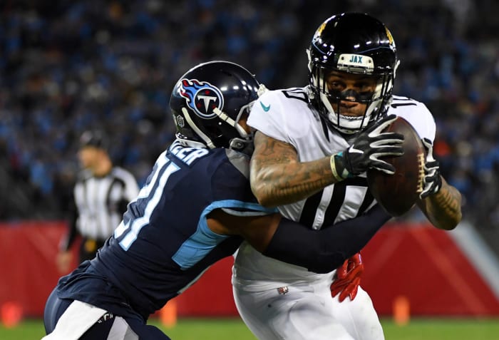 Donte Moncrief; destination: Panthers