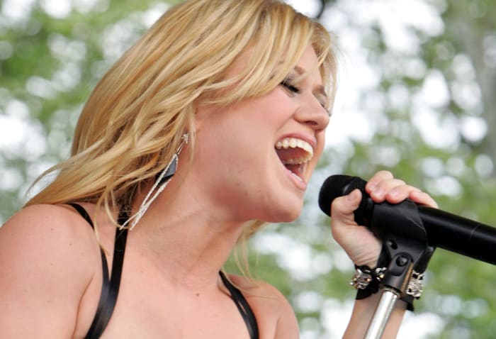 Kelly Clarkson (2005)