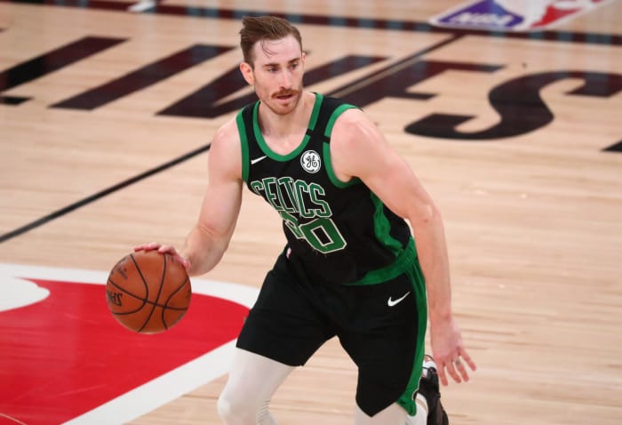 Michael Jordan swoops in last minute to overpay Gordon Hayward