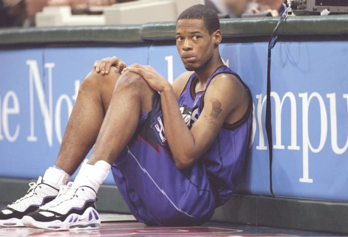 Raptors pick Marcus Camby second