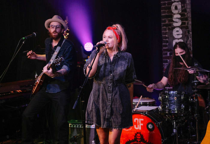 Hailey Whitters, "Livin' The Dream Deluxe"