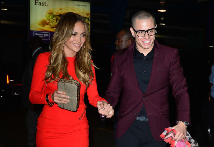 Dated backup dancer Casper Smart
