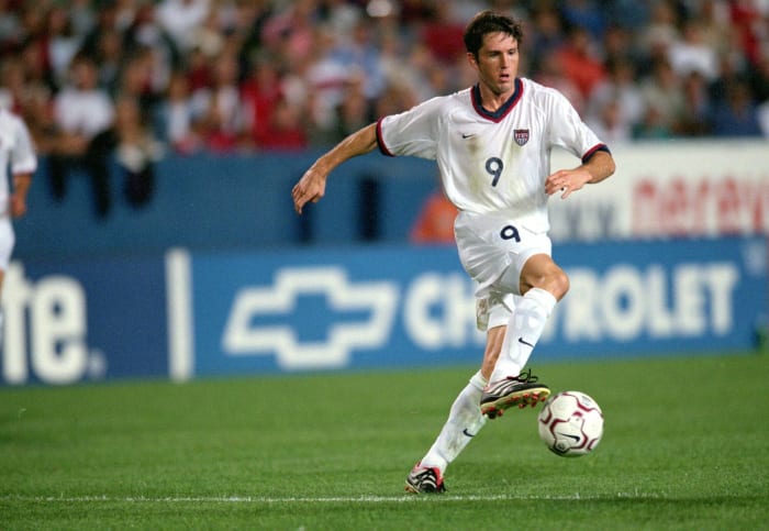 INTERNATIONAL SOCCER ARCHIVES: Moore and Vermes Inducted Into US Soccer  Hall of Fame