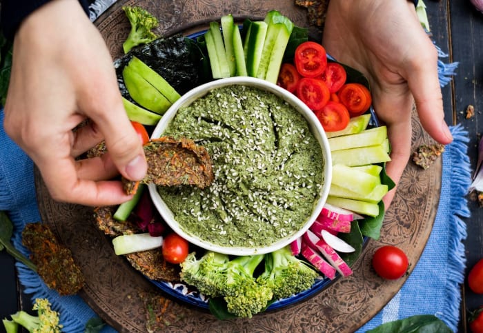 Veggie plate with dip