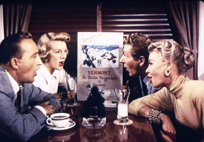 “White Christmas” (1954)