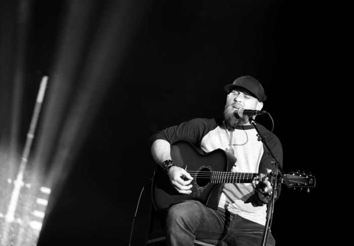 Brantley Gilbert and Lindsay Ell, "What Happens In A Small Town"