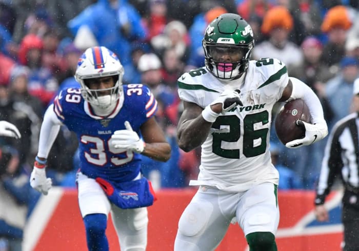 Overpaid running back: Le'Veon Bell, Jets