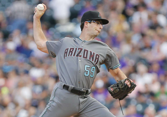 Arizona Diamondbacks crush Pirates, lose Zack Greinke to injury