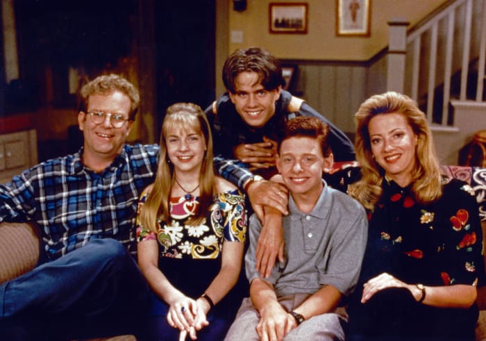 The Darlings, 'Clarissa Explains It All'