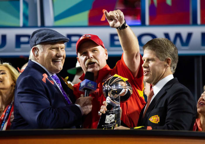 Super Bowl LVII: No laughing matter - Bradshaw's odd quips raise eyebrows