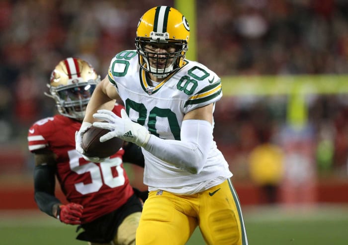 2018: Jimmy Graham signs with Packers