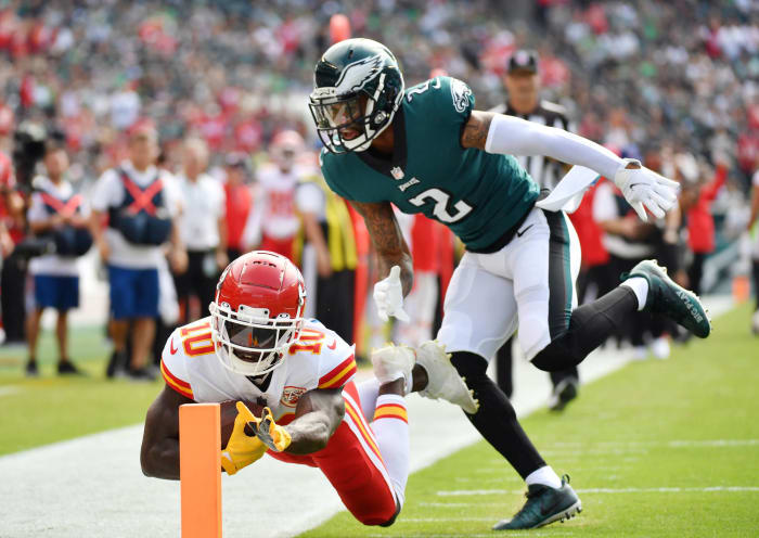 NFL Week 4 grades from across the league NFL Week 4 grades from across the league Eagles contain Travis Kelce, no one else of consequence